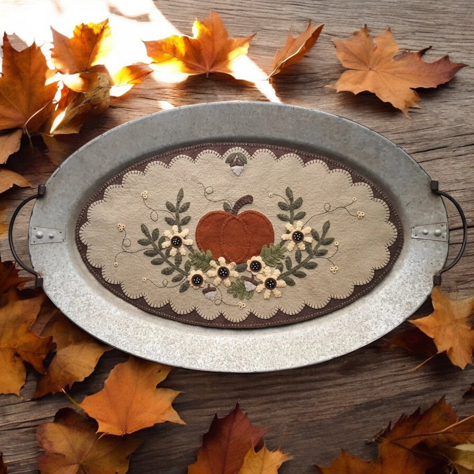 Pre-Washed Wool Felt Penny Rug Kit - Picking Pumpkins Orange - Table Runner Kit