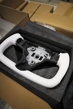 Yoke Steering Wheel For Teslamodel Y White Leather With Carbon Fiber And Heating Yoke Steering Wheel For Teslamodel Y White Leather With Carbon Fiber And Heating