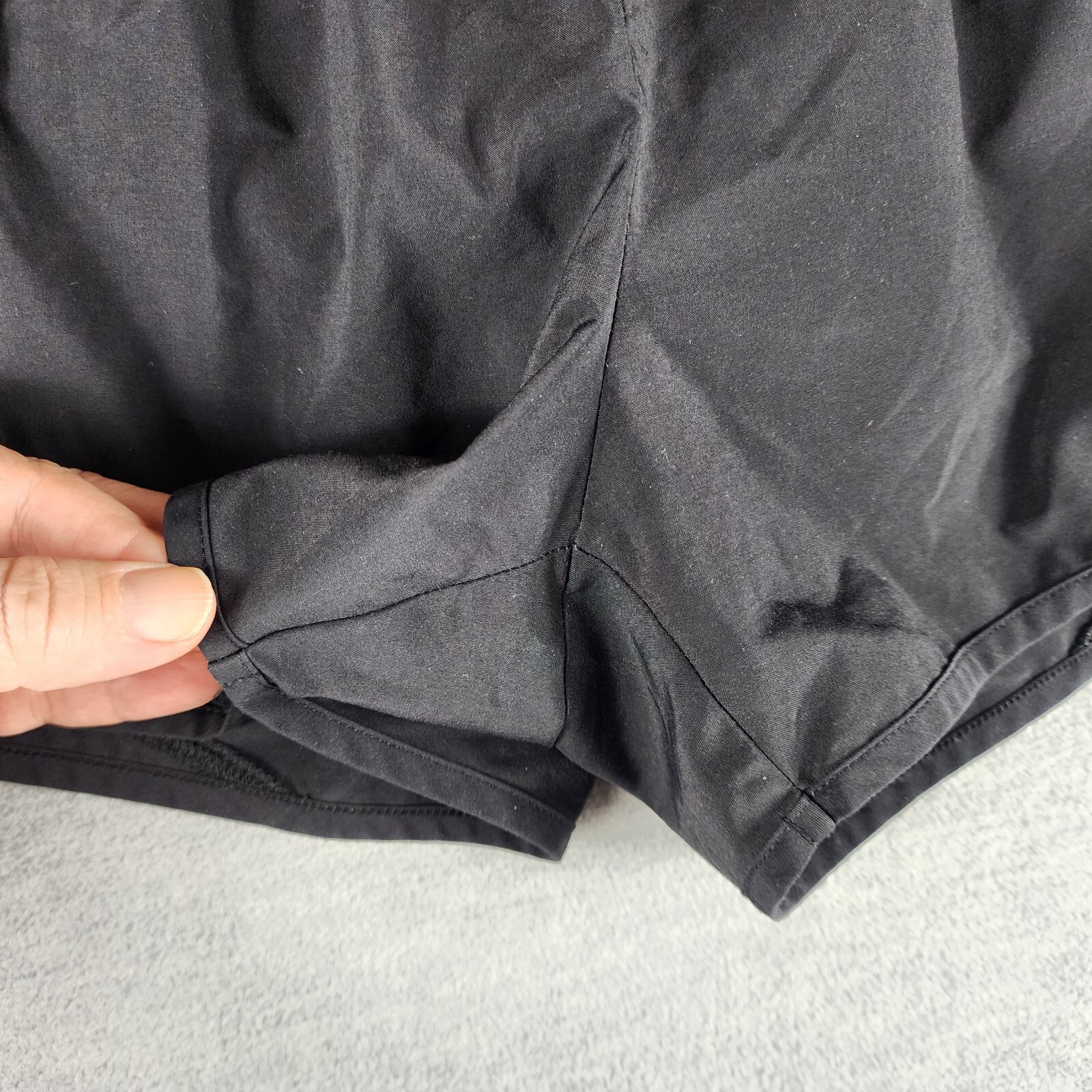 Pantaloncini atletici da donna Fila Sport XS neri pista da corsa cerniera foderati con tasca laterale