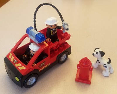 Lego Duplo Fire Truck 2 Firemen - Dalmatian Dog - Fire Hydrant