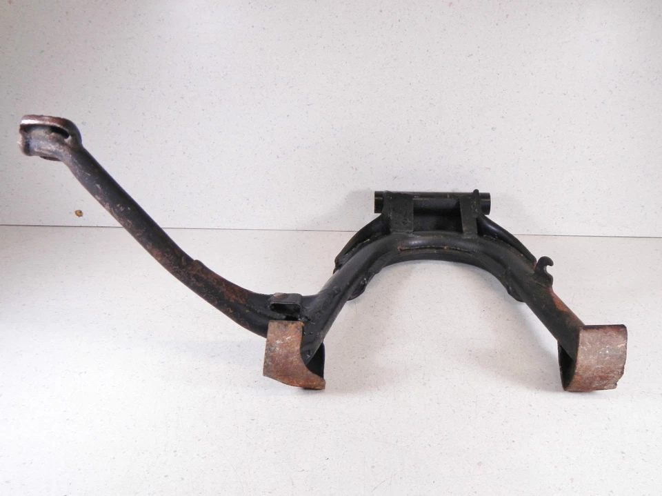 82 HONDA CB750SC CB750 CB 750SC NIGHTHAWK 750 主中心支架 — 第 4/4 张图片