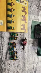 LEGO Castle: Camouflaged Outpost (6066)