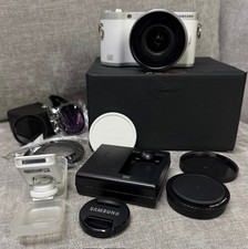 Samsung NX300 20.3MP CMOS Smart WiFi Digital Camera w/43-58mm Lens - White