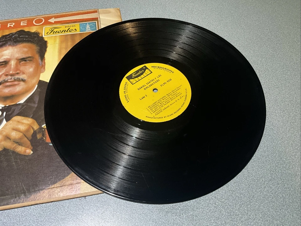 Daniel Santos Y Los Diplomáticos LP VINYL RECORD TESTED FLPS-019 - Image 4 of 4