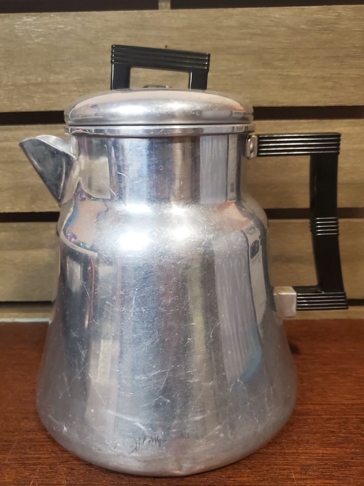 Enterprise Aluminum Co. 1962 Gold Anodized 30 Cup Coffee Urn Percolato –  Olde Kitchen & Home