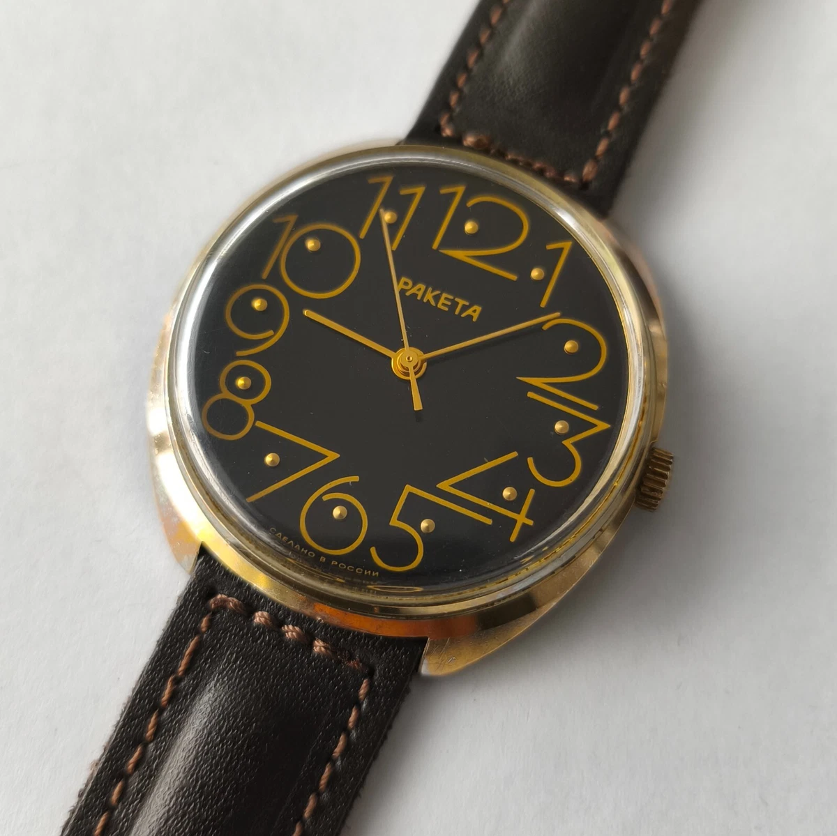 Montre ARVOS GMT PVD Noir Militaire - Mouvement Mécanique Manuel - Vintage - Occasion Homme