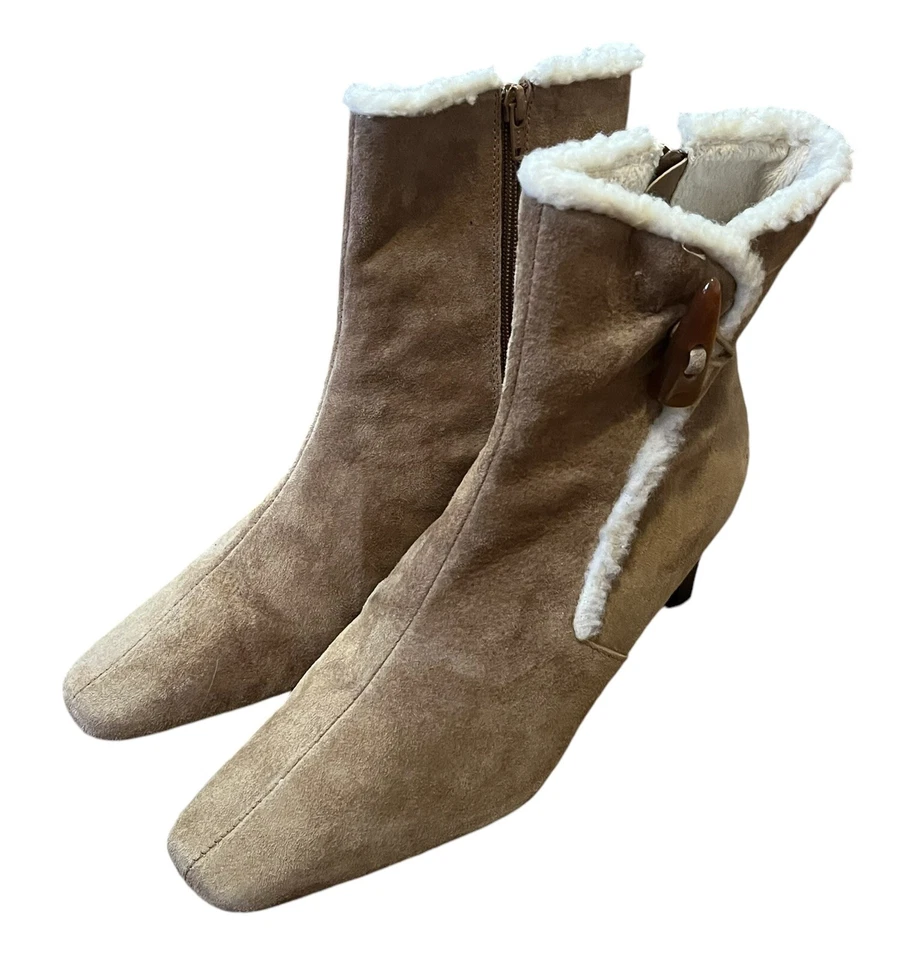 Botines AJ Valenci para mujer talla 9,5 M beige cuero gamuza forrados de piel sintética Foto 3 de 4