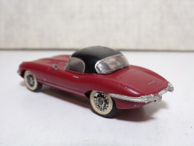 コーギー　ミニカー　CORGI TOYS 307 E TYPE JAGUAR Corgi 307, Jaguar E type - Free Price Guide & Review