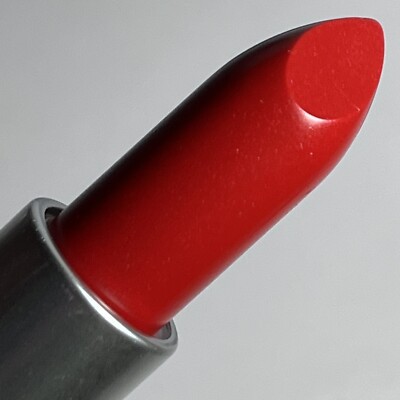 BNIB MAC *LIZA RED* Amplified Creme Lipstick ~ Classic Red ~LIZA x MAC~ RARE, LE