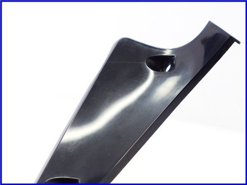 2000 HONDA CBR929RR Genuine Center Fairing Cowl yyy - Picture 7 of 10