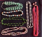 Vintage costume jewelry - lot of 6 necklaces