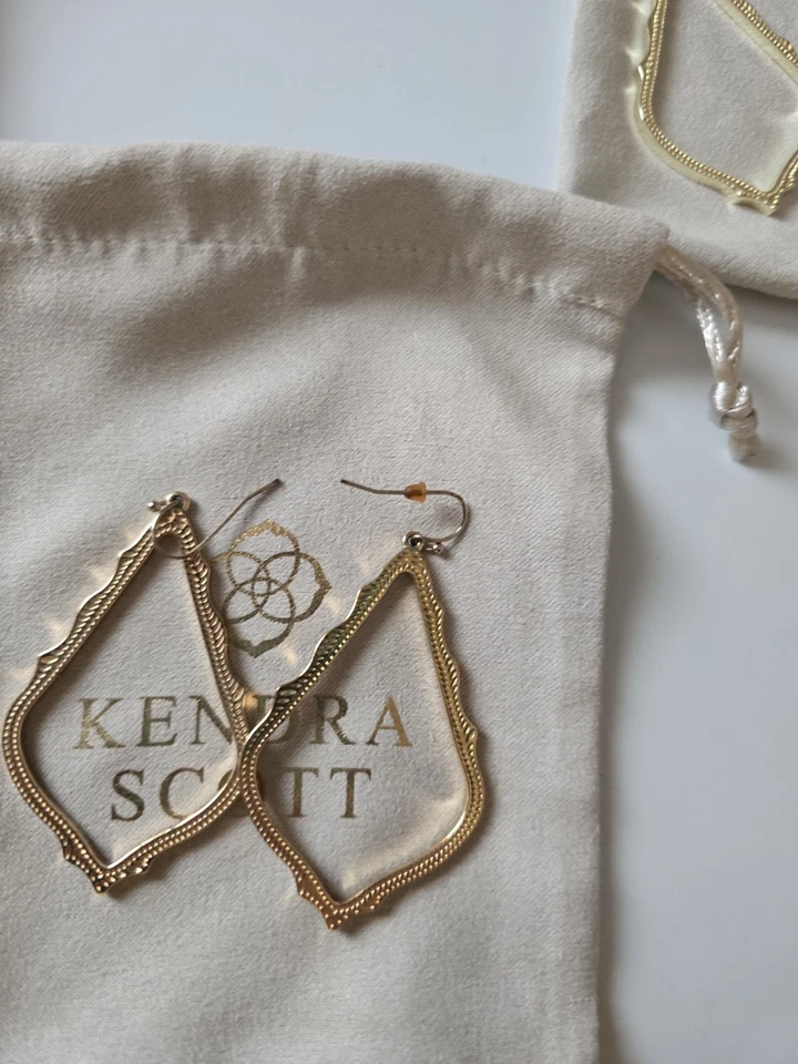 Pendientes Kendra Scott Sophia 4 pares plata, oro, oro rosa y rodio gunmetal Foto 4 de 4