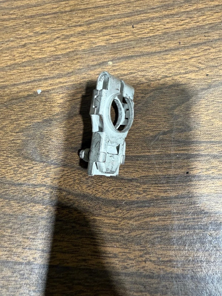 Terminal de cable de batería Subaru Brz Frs 2013-2019 OEM Foto 2 de 2