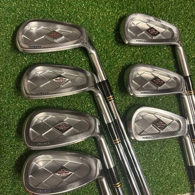Bridgestone TourStage Irons #5-9,Pw,Ps(7Clubs)/Dynamic Gold S200/Flex:Stiff
