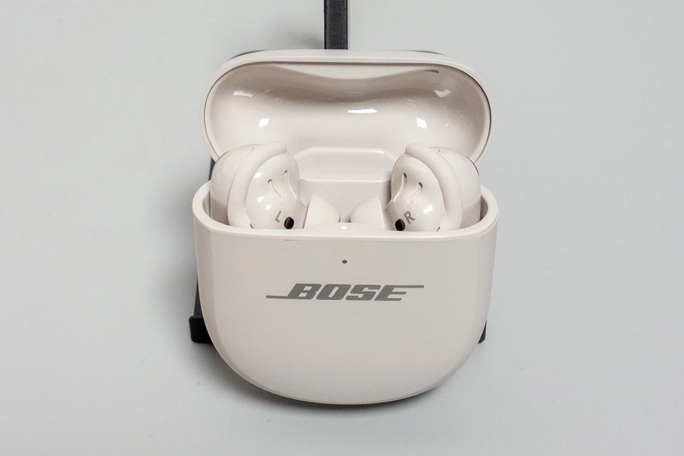 Bose QuietComfort Ultra Earbuds (2nd generation), foto 1 de 5