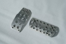 Genuine Nismo Old Logo At Pedal Set For Nissan Skyline Silvia R32 R33 R34 Rare Genuine Nismo Old Logo At Pedal Set For Nissan Skyline Silvia R32 R33 R34 Rare