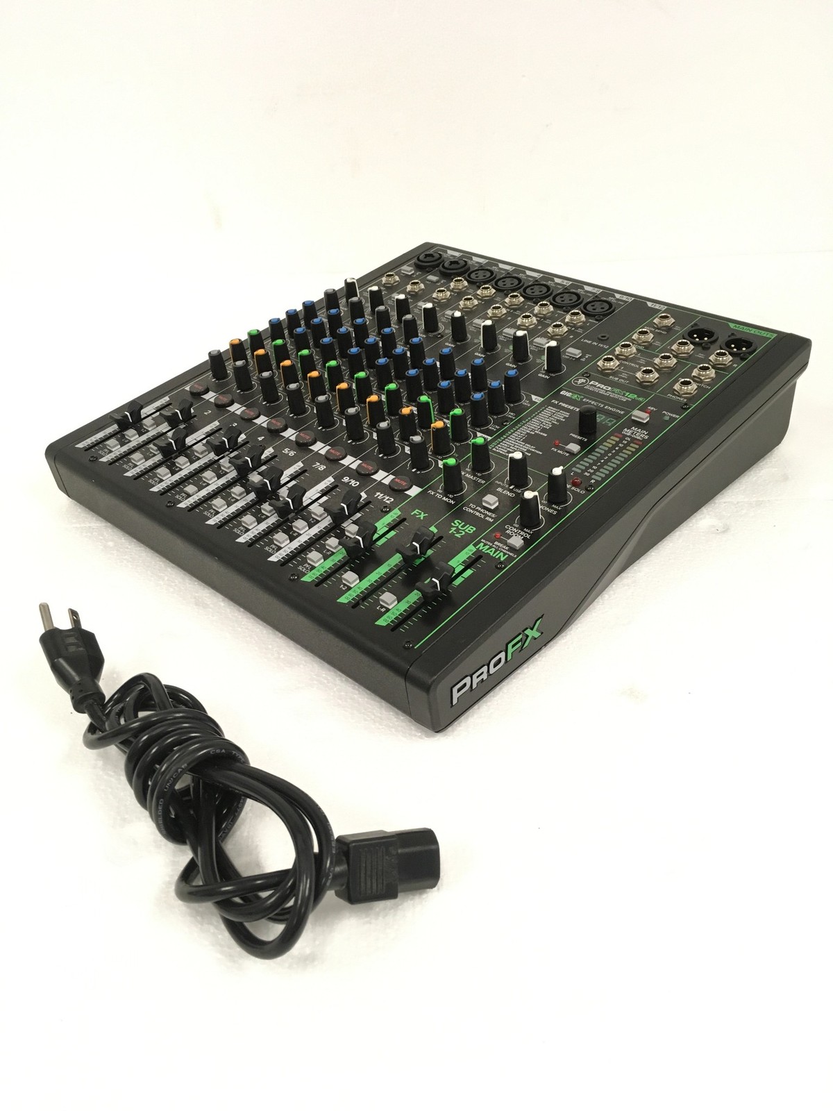 Mackie Pro FX12 V3 12-Channel Professional Effects Mixer with USB,Power Cord QTY