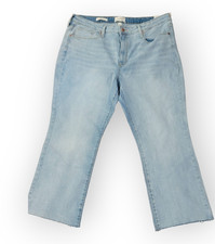 Universal Thread Women  s Vintage Blue Jeans Size 18 Ankle Bootcut Stretch Denim