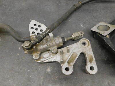 マスピーです。 Kawasaki ZX600 ZX 600 Rear Master Cylinder Lines & Caliper 1518 | eBay