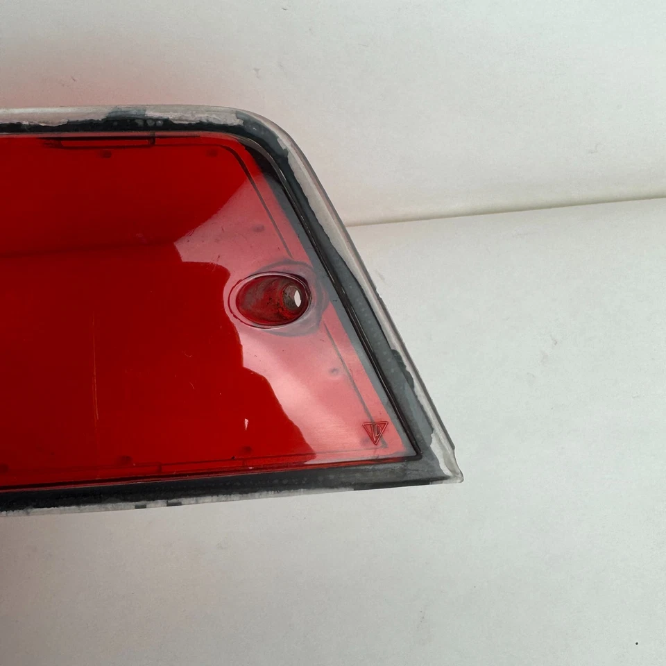 Luz trasera exterior trasera derecha Porsche 930 911 1975-1988 lente 911 911-631-952-00 Foto 4 de 4