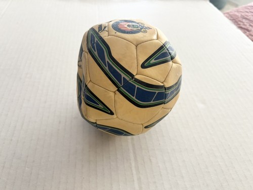 CD Chivas USA Ramon Ramirez Paco Palencia Claudio Suarez Loco Garcia signed ball - Picture 14 of 17