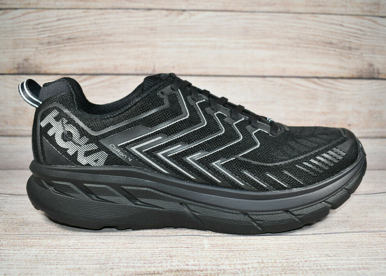 hoka one one clifton 4 mens