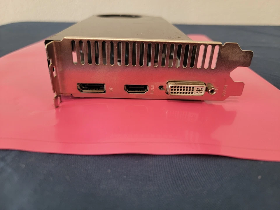 ATI Radeon HD 6750 Desktop GPU (1 GB GDDR5) - TESTED, READ! - Image 4 of 4