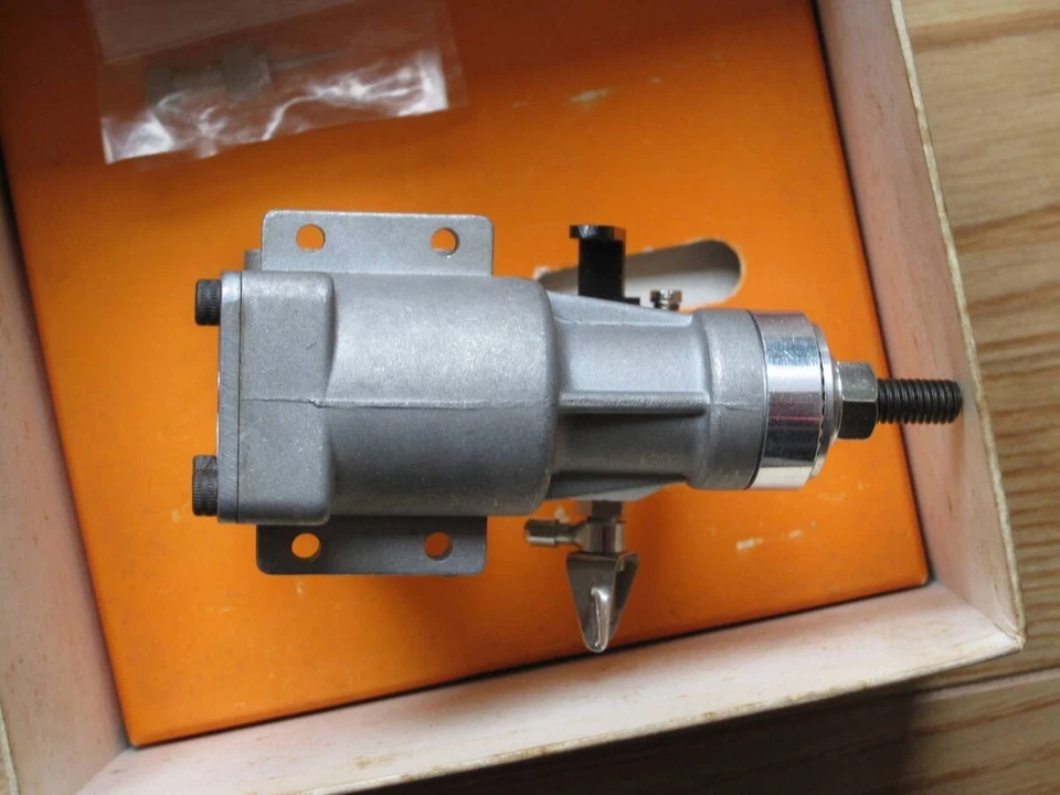 Enya 21X TV AL-CHROME G-7 3.46cc 2-cycle R/C airplane glow engine New f/s - Image 4 of 4