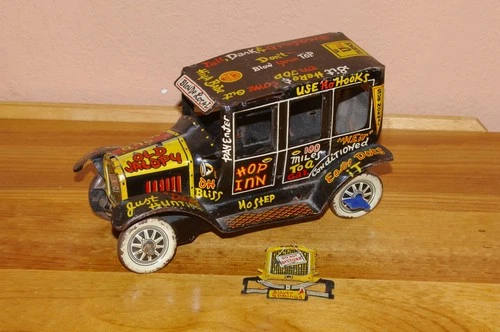 MARX TIN JALOPY CAR  Body And Wheels Missing Wind Up Parts + Extra Grill