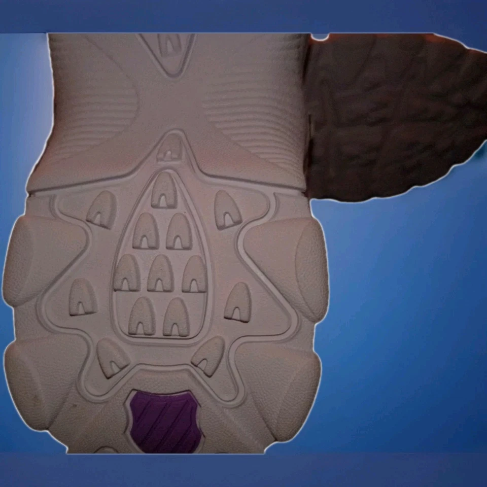 Women's K Swiss New With Box And Tags Size 6.5 Purple White Black Tennishoes Low - Image 2 of 4