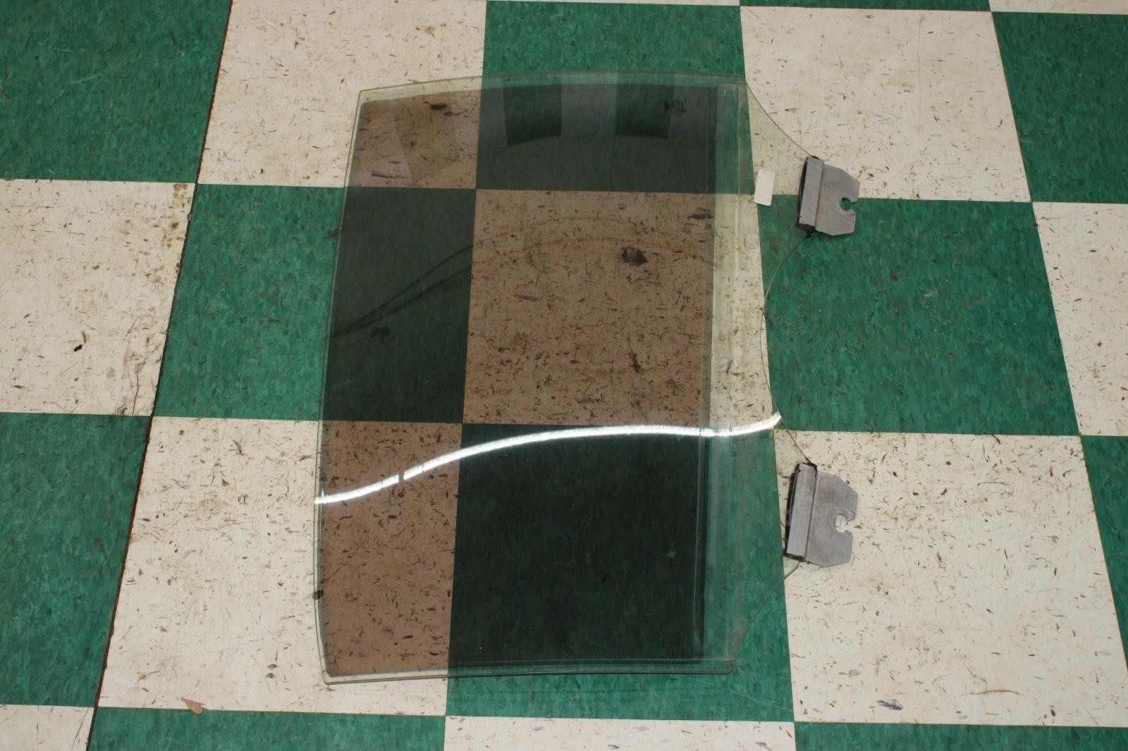 14-18 Flying Spur Rear Passenger Right RH Door Window Glass Panel OEM Factory OE