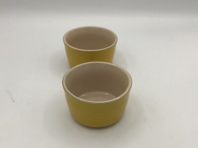Le Creuset Pair of Ribbed Ramekins Custard Cups Mini Bowls Set of