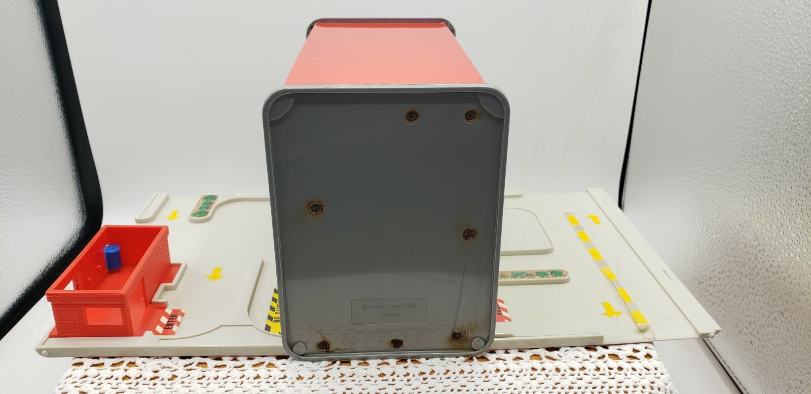 Vtg 1989 Galoob Micro Machines Gas Can Play Set Secret Auto Supplies