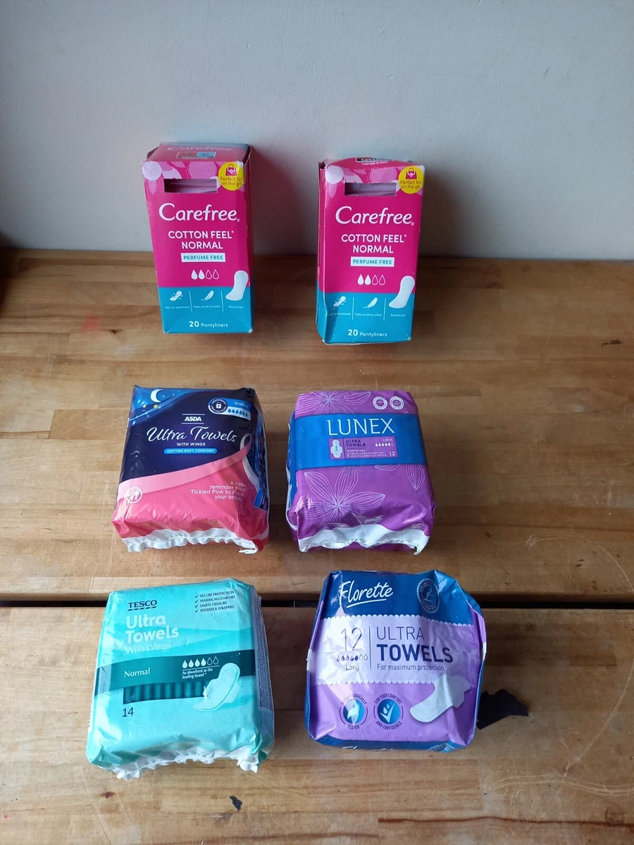 CAREFREE Panty Liners x 40 Ultra Towels x4 Packs 48 Ultra Towels in Total NEW