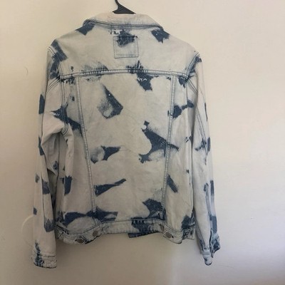 Victorious Men's Tie-Dye Denim Jacket White/Blue Button Front Pockets Small
