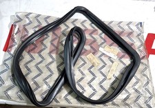 Nissan Patrol 260 Tr Side Glass Gasket New Original 83330g9600