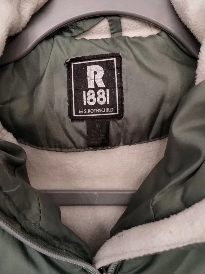 R1881 by Rothschild Girls 10/12 Green Puffer Jacket Hood Faux Fur Trim Warm Coat - Image 3 of 4