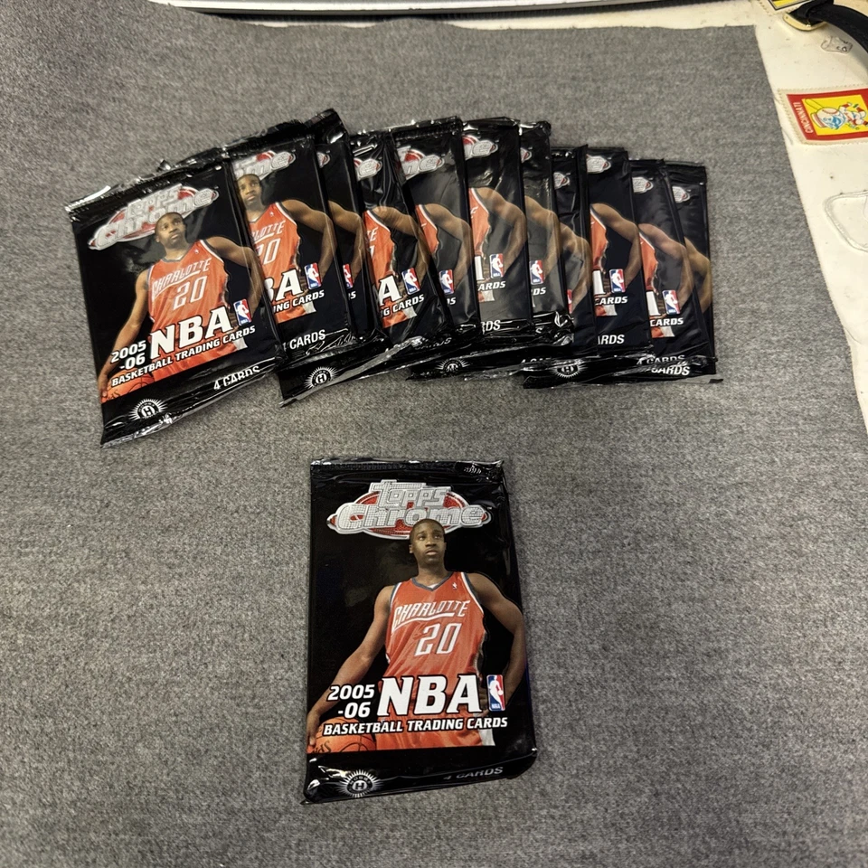 205-06 Topps Chrome Basketball Hobby Pack Factory Sealed - Image 2 of 4