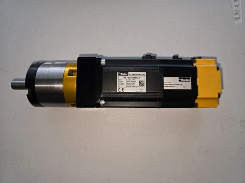 Parker Hannifin PM-FBL03AMK2-8 AC Servo Motor 300W 3000RPM w/added components