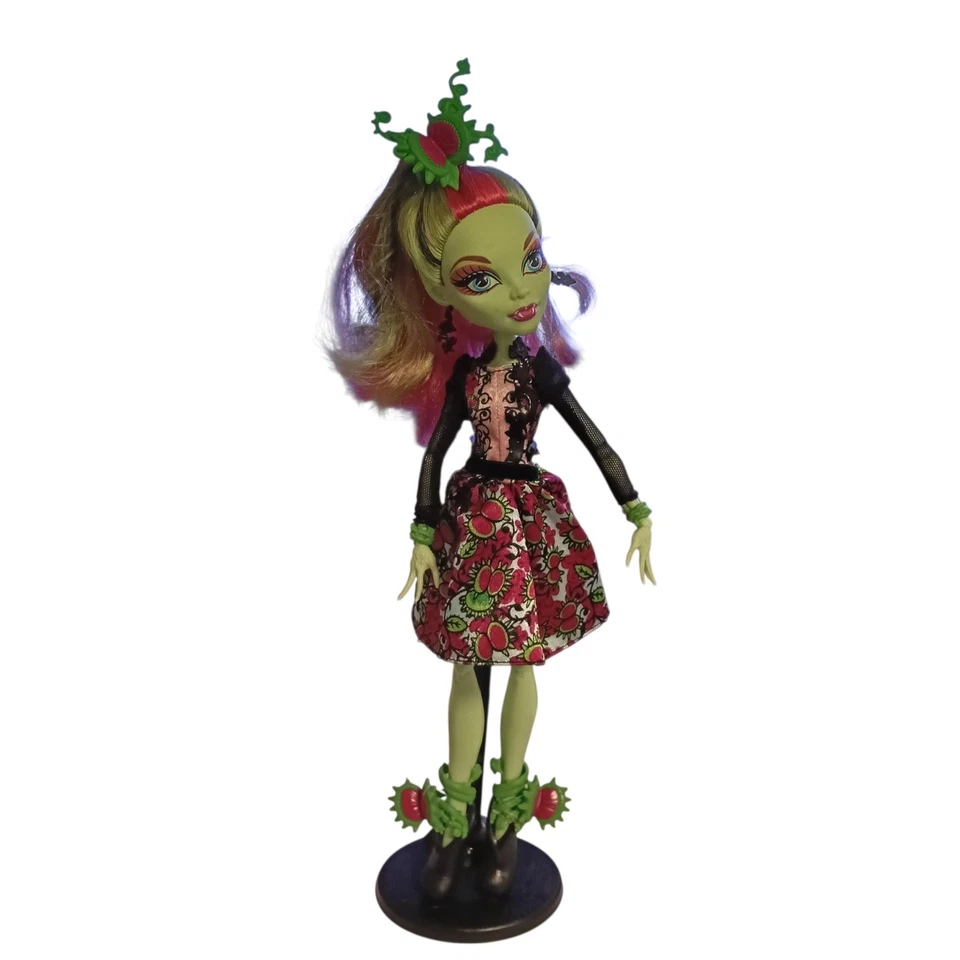 Monster High Doll Venus McFlytrap - Gloom and Bloom - Image 3 of 4