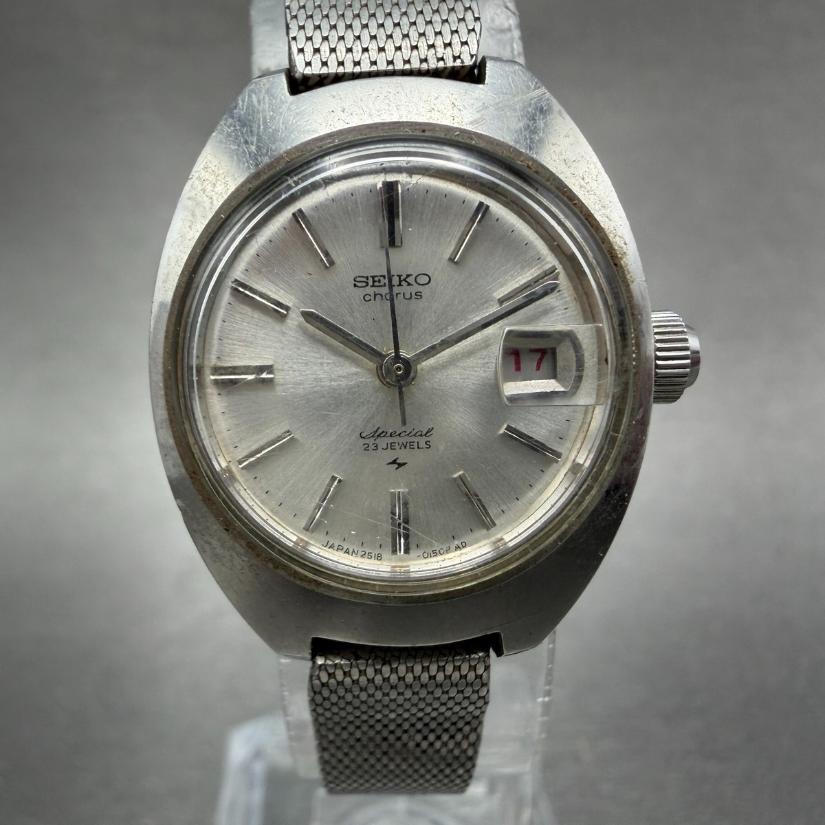 Seiko Chorus Special Watch Women 23mm Silver Dial Silver Tone Date