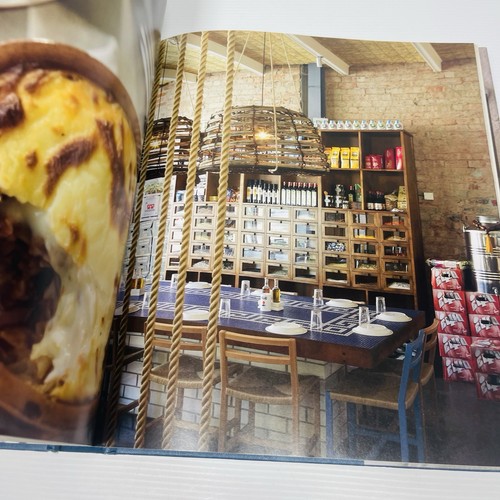 Greek Cookery from the Hellenic Heart ; SIGNED by George Calombaris - EXCELLENT - Picture 13 of 13