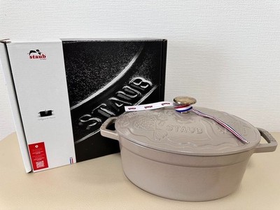 staub × minä perhonen Cocotte Oval 9in Enamel Pot mina perhonen 2.35L JAPAN NEW