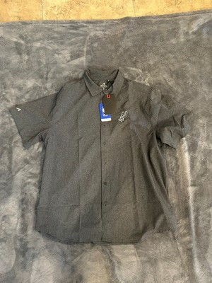 San Antonio Spurs dark gray button-down XL