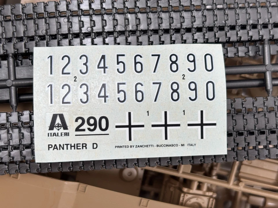 ITALERI 1:35e - #PANTHER AUSF.D PANZERKAMPFWAGEN V - Kit WW2 - Photo 4/4