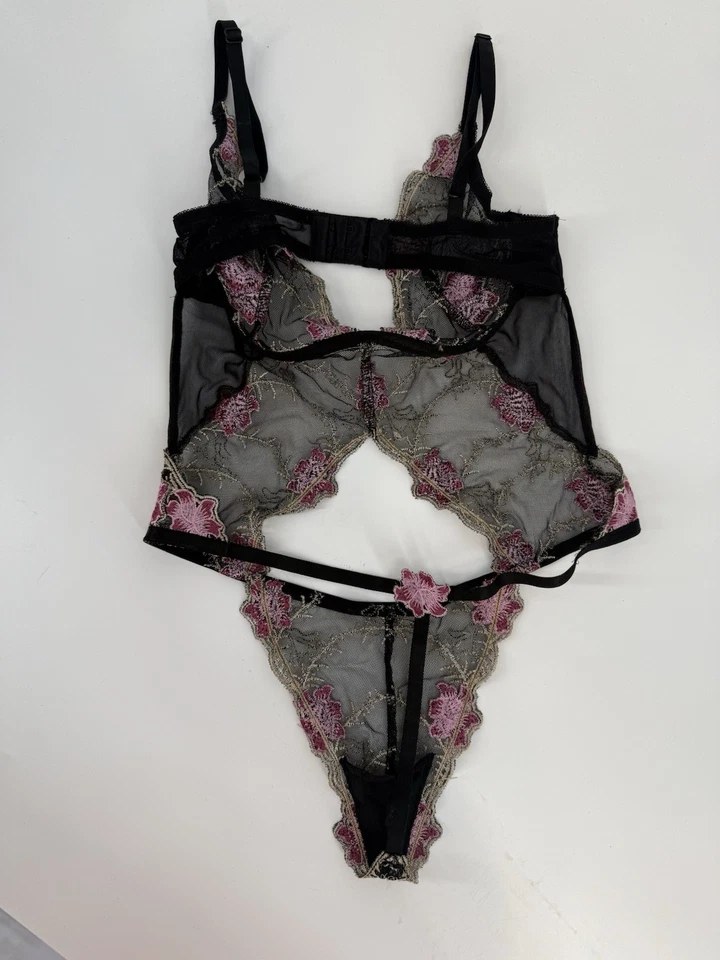 Lencería de peluche Fredericks of Hollywood rosa negro encaje flor para mujer mediana Foto 4 de 4