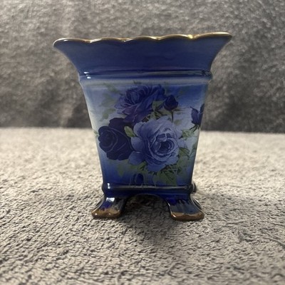 Schöner Bonsai Übertopf / Vase / Topf mit Fuß - Colbaltblaue Rosen Design 10,5 cm