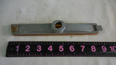 1653さま Amazon.com: NICHE 525 Pitch 16 Tooth Front Drive Sprocket