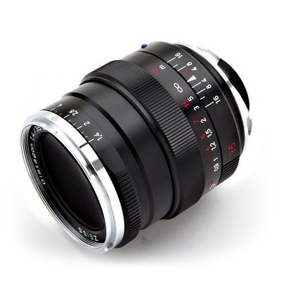 Carl Zeiss Distagon T* 35mm F1.4 ZM Lens For Leica M Mount Black 