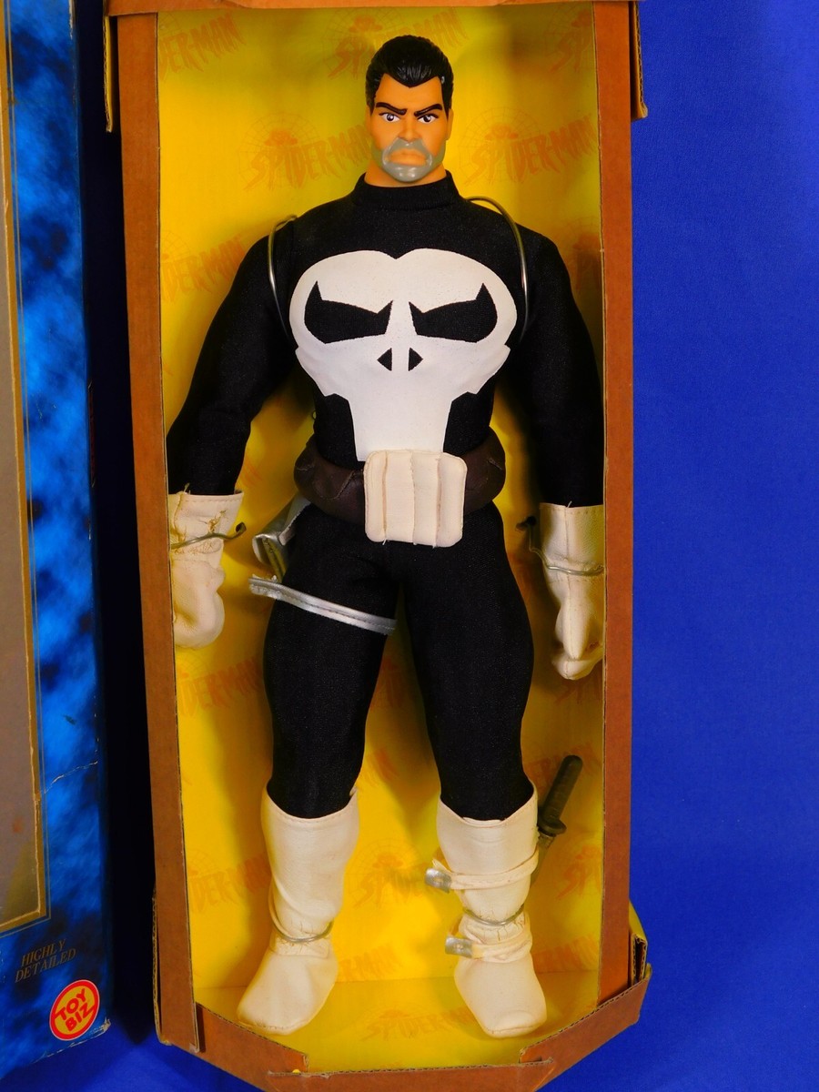 【中古】Toy Biz Marvel Super Heroes The Punisher (with Trenchcoat) Action Figure 4.75 Inches s-l1200.jpg